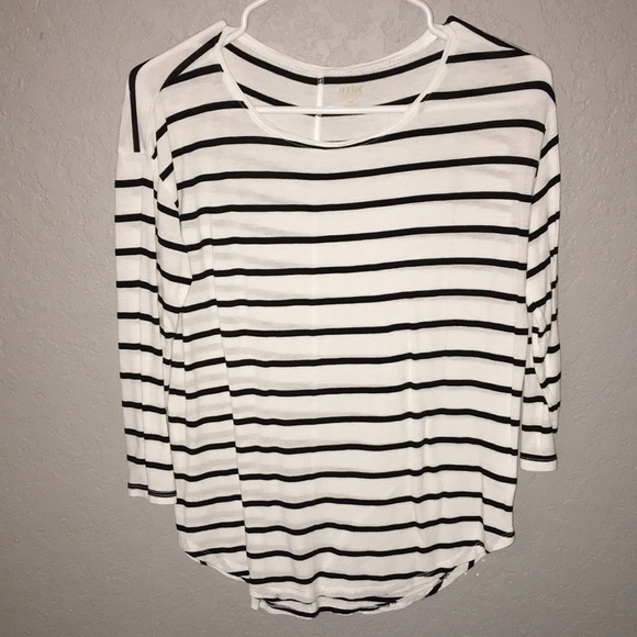 a.n.a Tops - a.n.a. 3/4 sleeve white shirt with black stripes